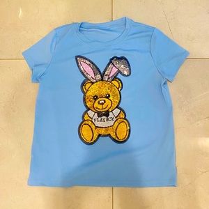 2 piece set with a design or the pants and shirt